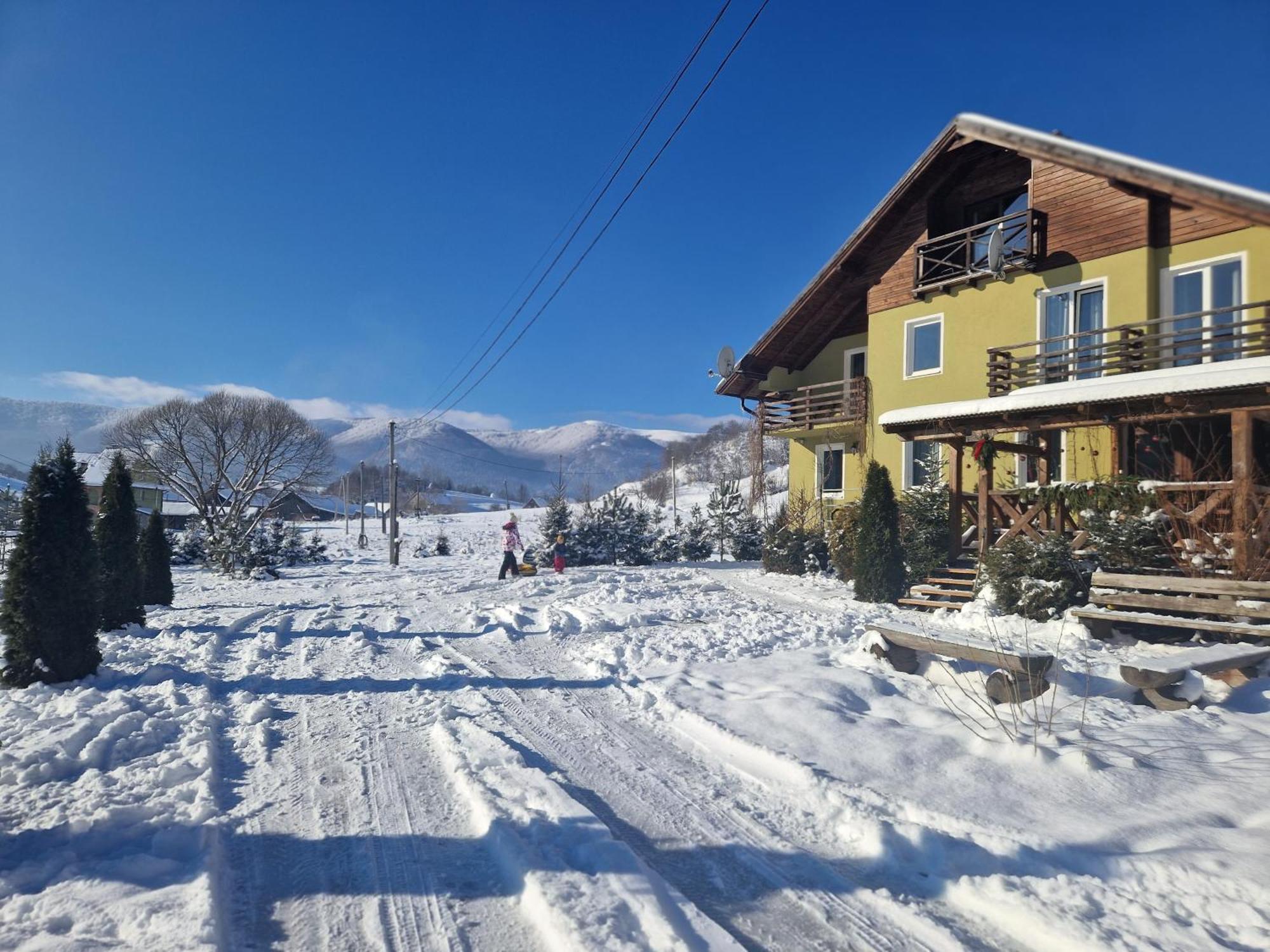 Вілла Річка Exteriör bild